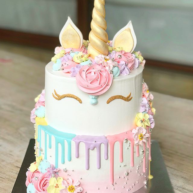 Detail Menggambar Kue Unicorn Nomer 36