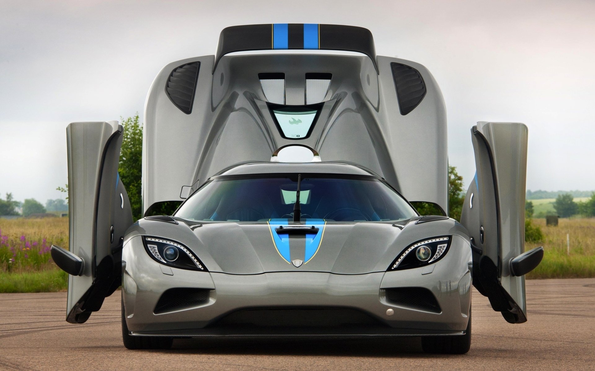 Detail Koenigsegg Agera R Wallpaper Nomer 37