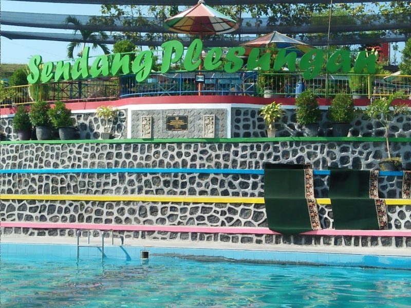 Detail Kolam Renang Kaliboto Karanganyar Nomer 35