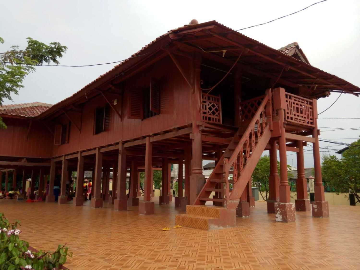 Detail Menggambar Rumah Adat Betawi Nomer 38