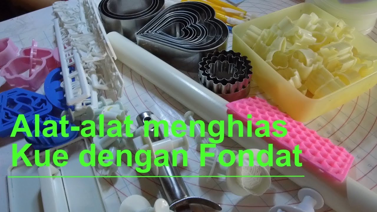 Detail Menghias Kue Dengan Fondant Nomer 43