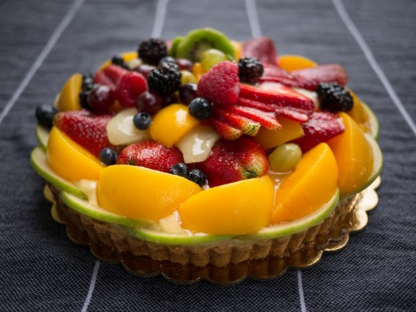 Detail Menghias Kue Tart Dengan Buah Nomer 28