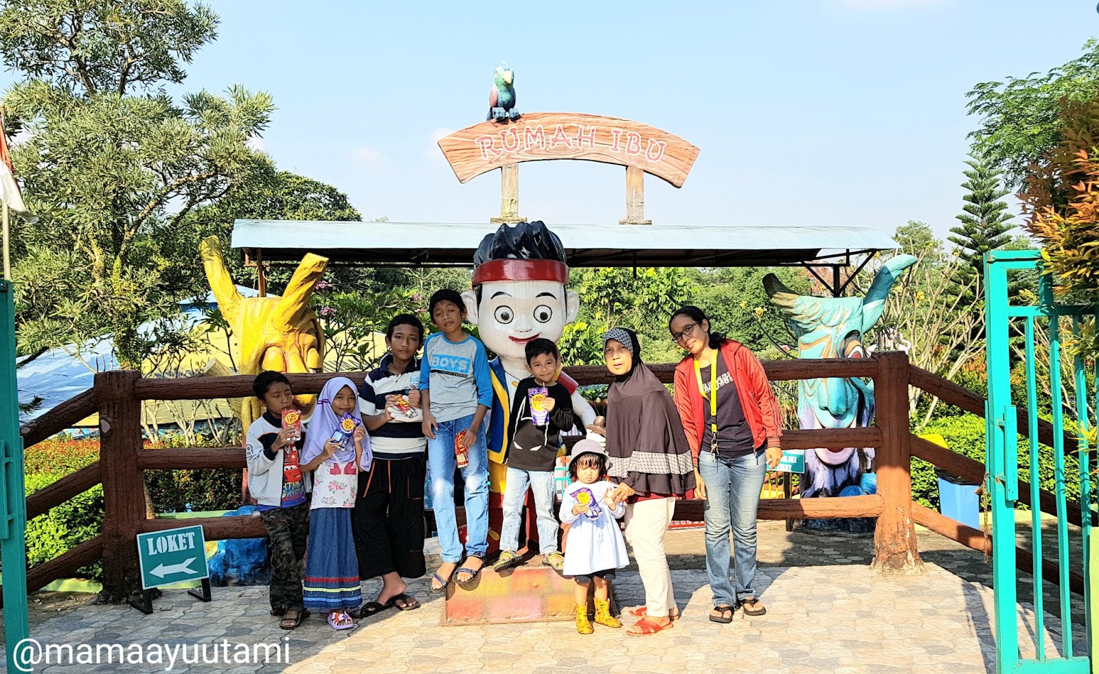 Detail Kolam Renang Rumah Ibu Nomer 44