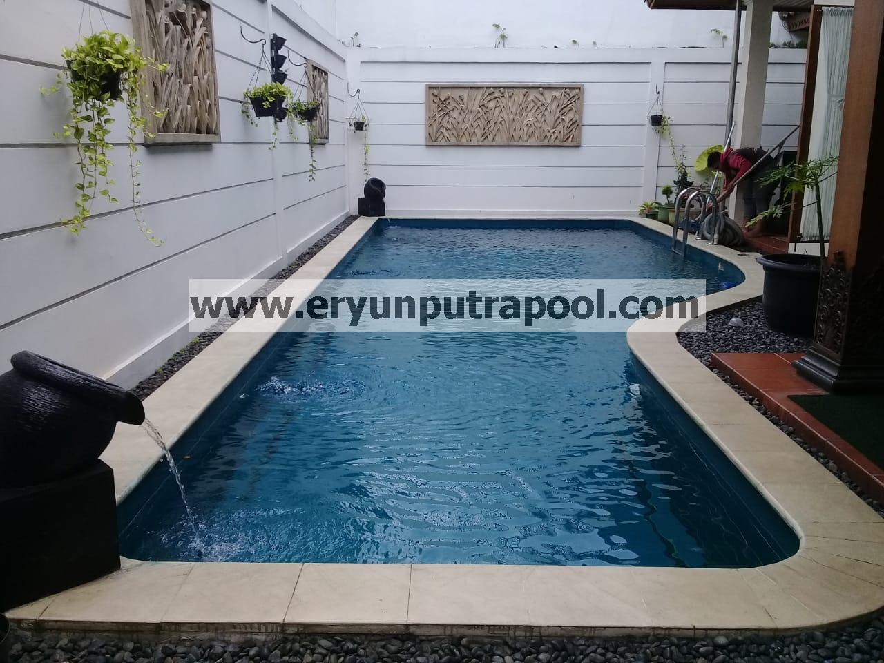 Detail Kolam Renang Samping Rumah Nomer 46