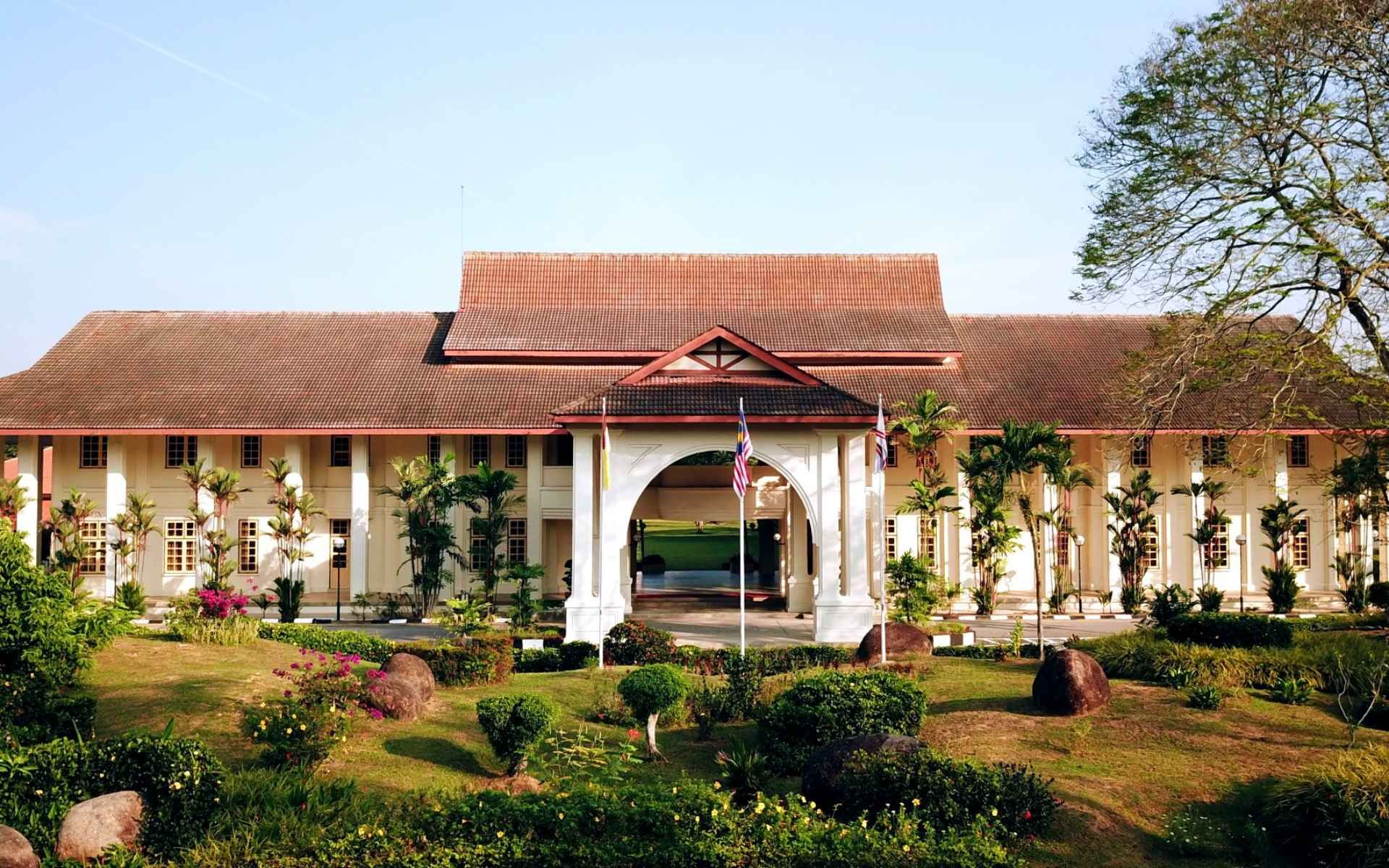 Detail Kolej Tuanku Ja Afar Nomer 31