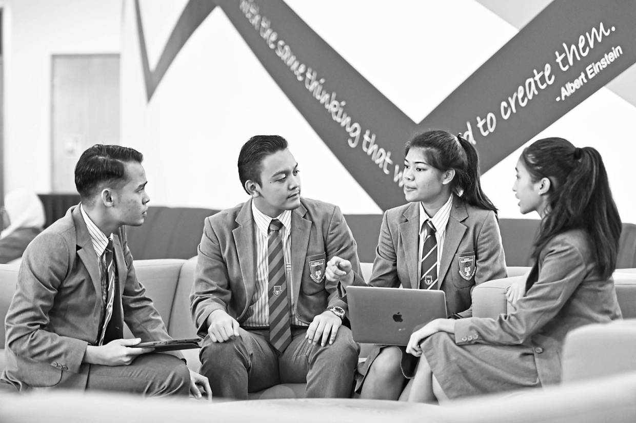 Detail Kolej Tuanku Ja Afar Nomer 49