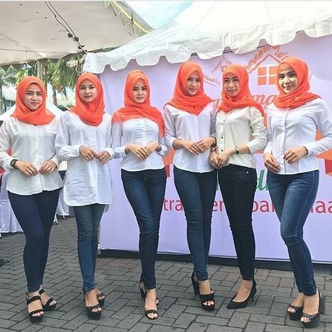 Detail Koleksi Foto Wanita Berjilbab Nomer 14