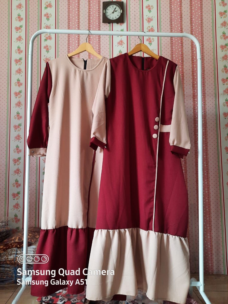 Detail Kombinasi Baju Merah Maroon Nomer 49