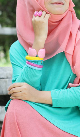Detail Kombinasi Warna Yang Cocok Dengan Hijau Tosca Nomer 31