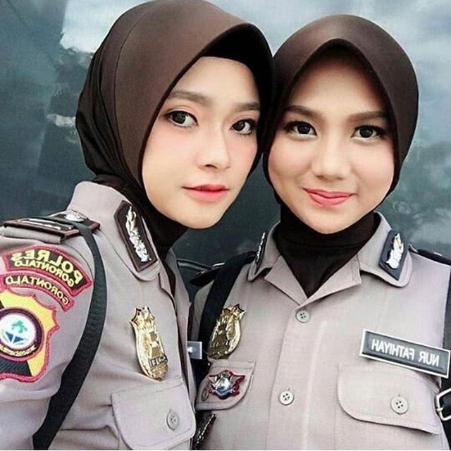 Detail Mentahan Baju Polisi Indonesia Nomer 51