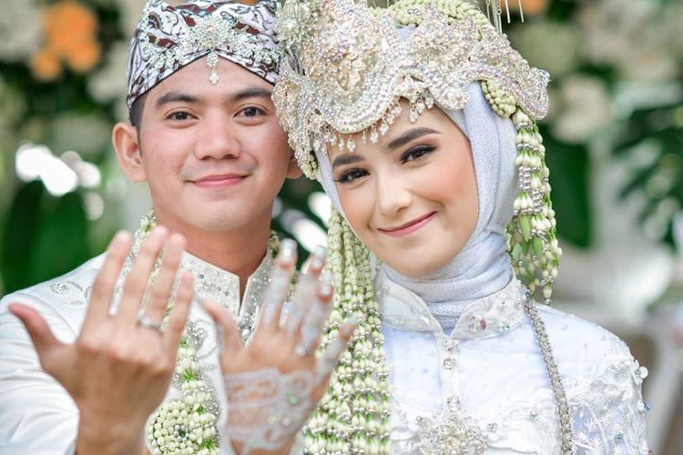 Detail Mentahan Foto Pengantin Nomer 47