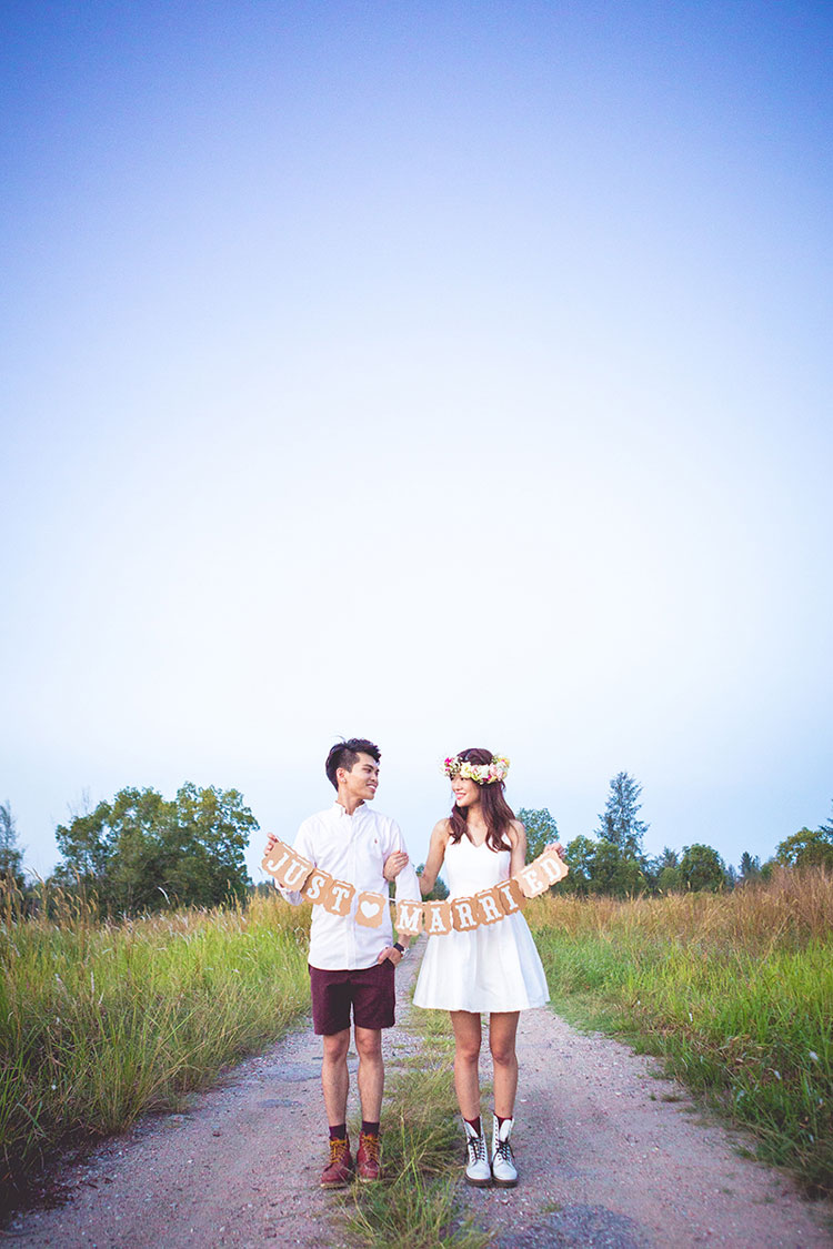 Detail Konsep Prewedding Unik Outdoor Nomer 13