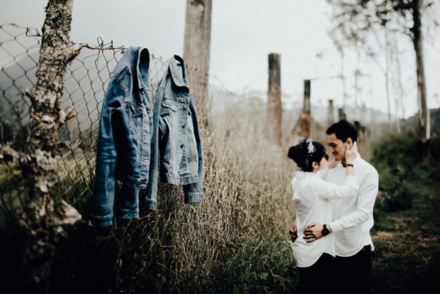 Detail Konsep Prewedding Unik Outdoor Nomer 16