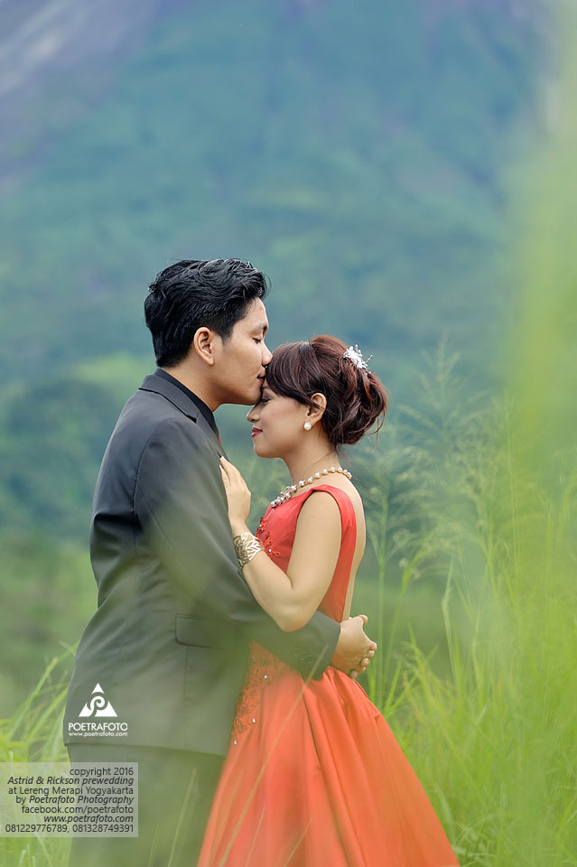 Detail Konsep Prewedding Unik Outdoor Nomer 18