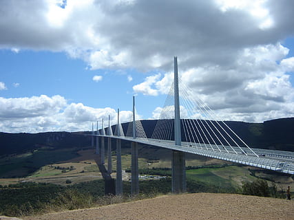 Detail Konstruksi Jembatan Millau Bridge Nomer 18