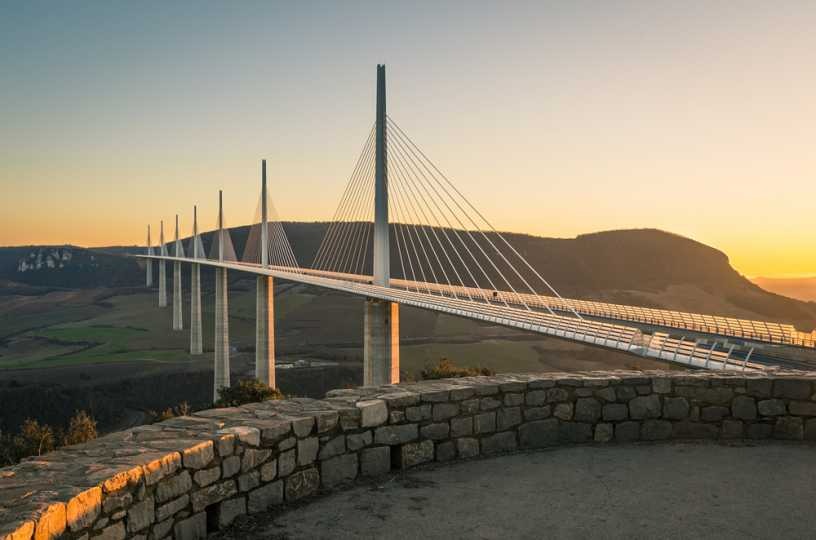 Detail Konstruksi Jembatan Millau Bridge Nomer 34