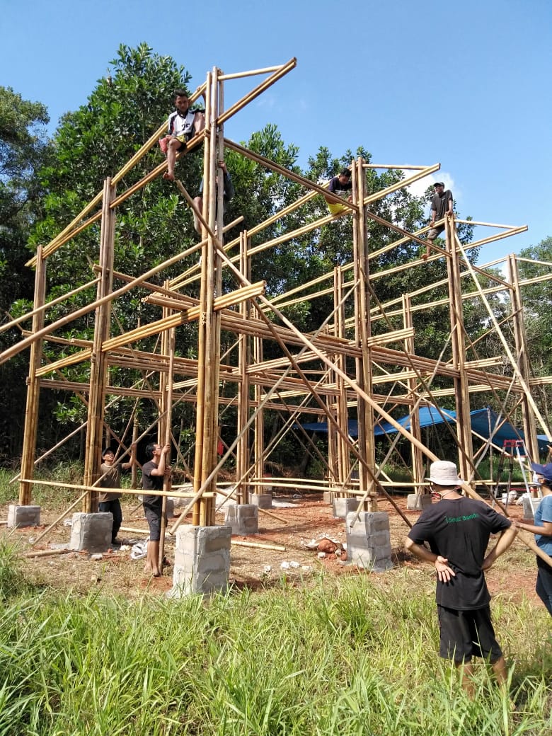 Detail Konstruksi Rumah Bambu Nomer 12