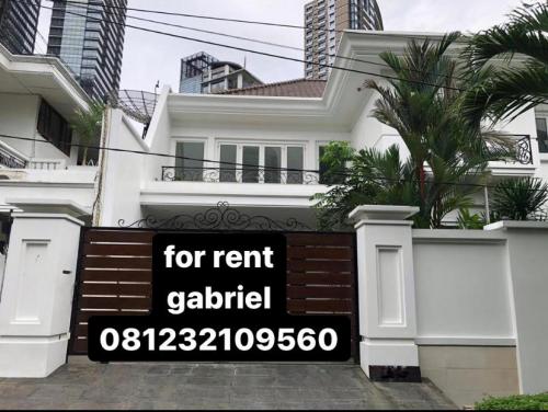 Detail Kontrak Rumah Jakarta Nomer 33