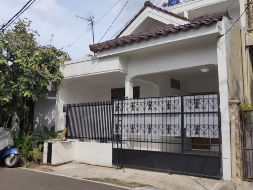 Detail Kontrakan Rumah Jakarta Timur Nomer 35
