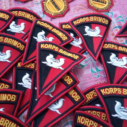 Detail Korps Brimob Logo Nomer 46