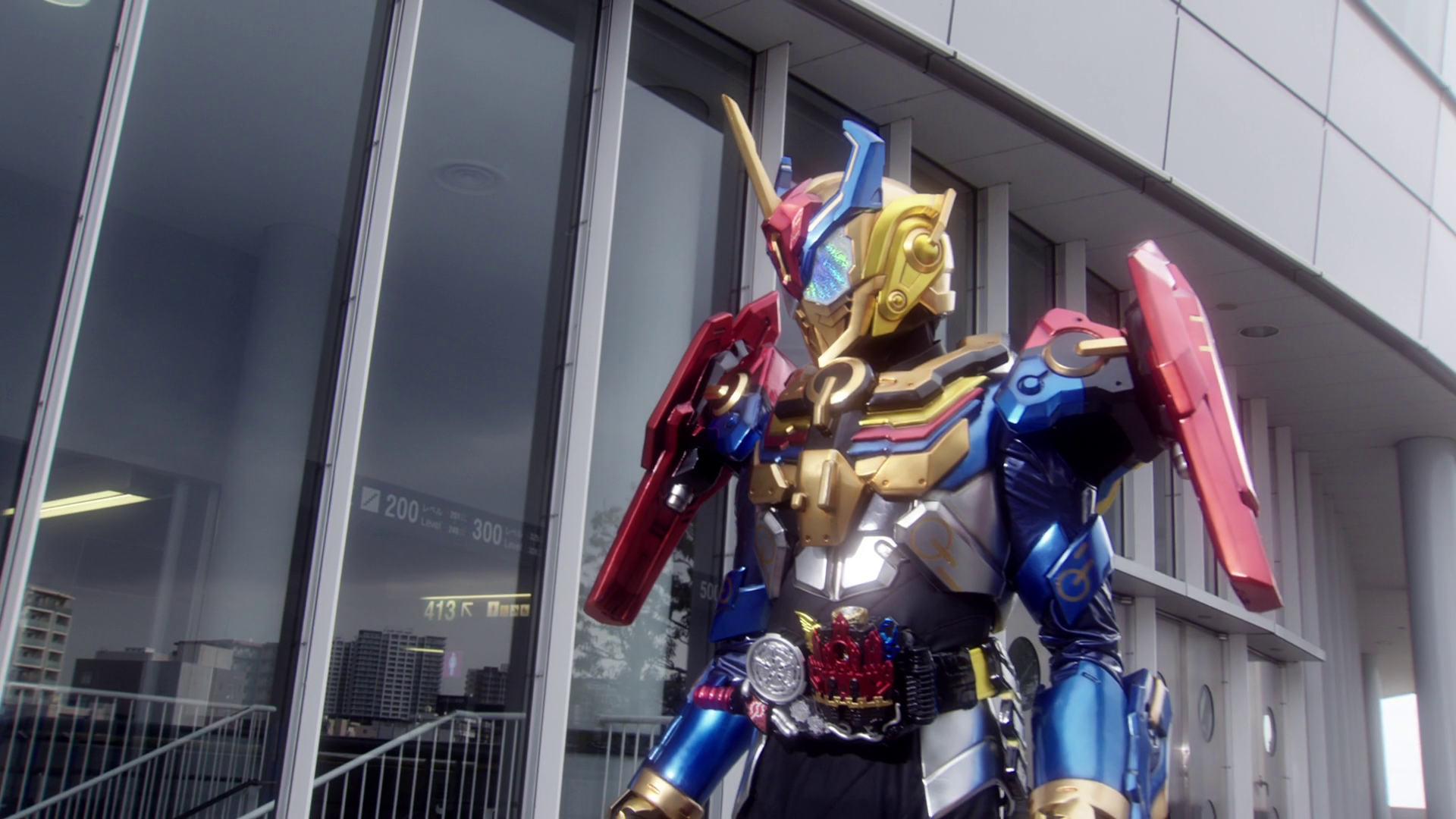 Detail Kostum Kamen Rider Build Nomer 45