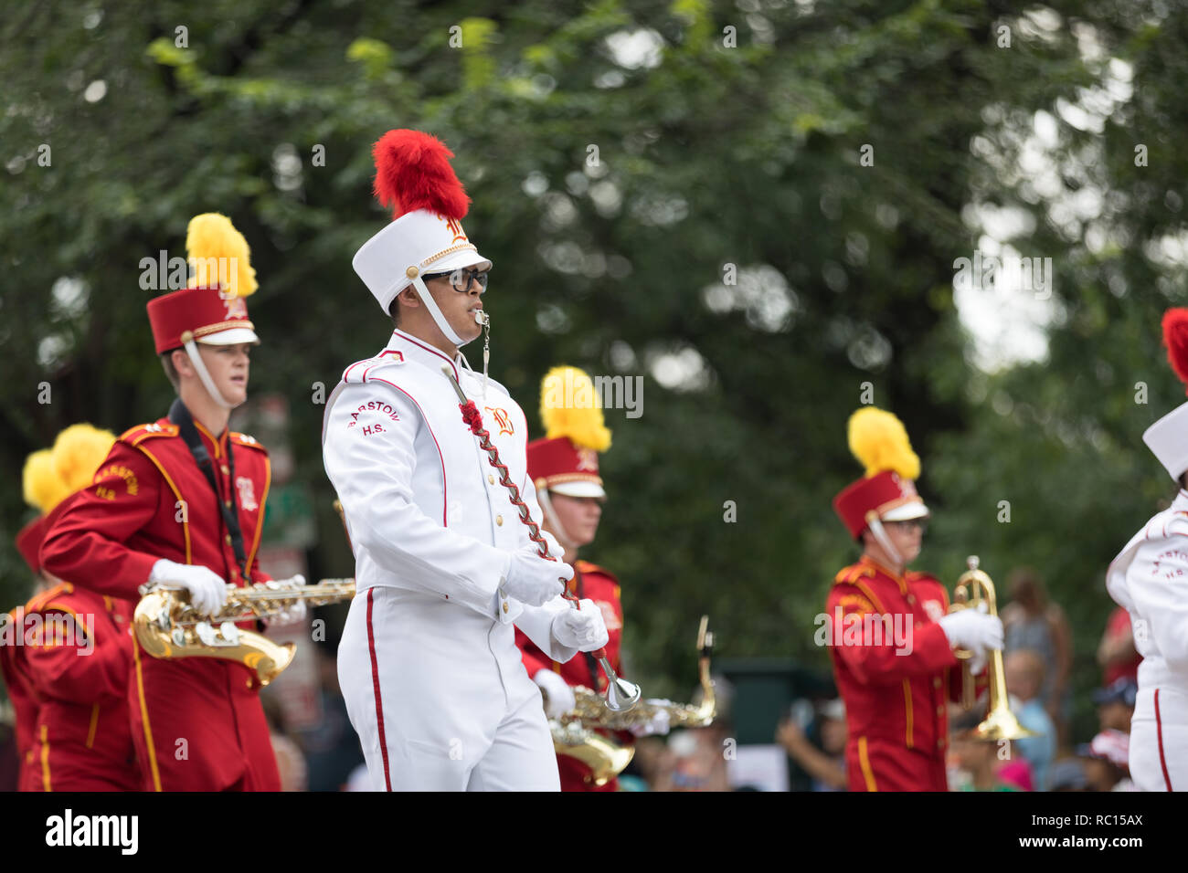 Detail Kostum Marching Band Colour Guard Nomer 36