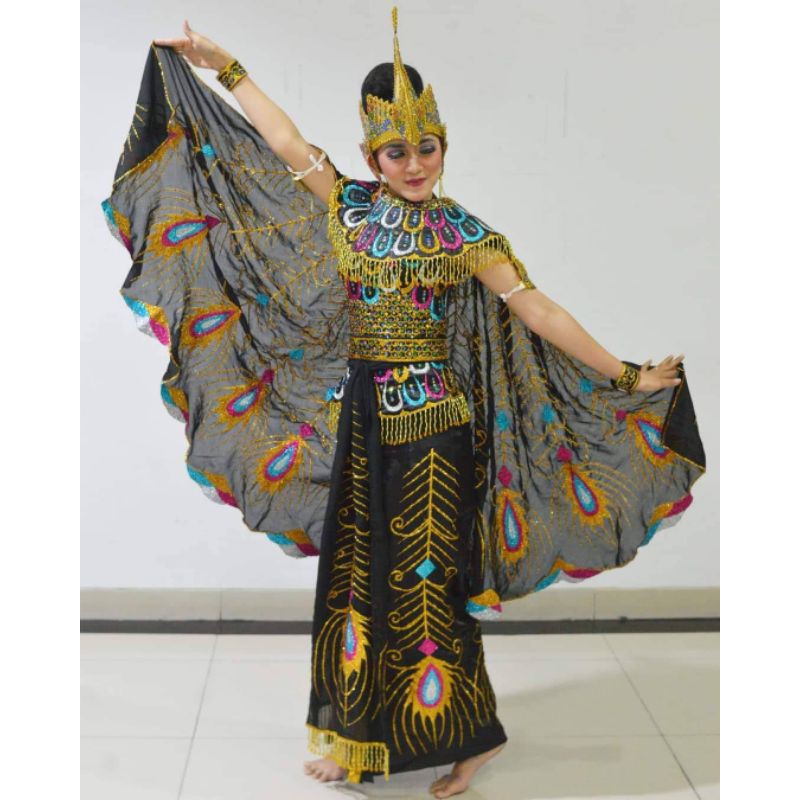 Detail Kostum Tari Tradisional Nomer 13