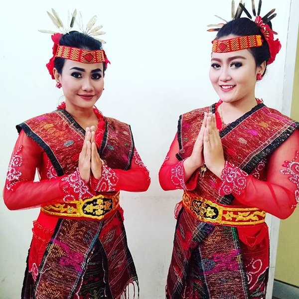 Detail Kostum Tari Tradisional Nomer 23