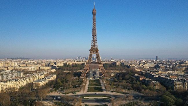 Detail Kota Menara Eiffel Nomer 55