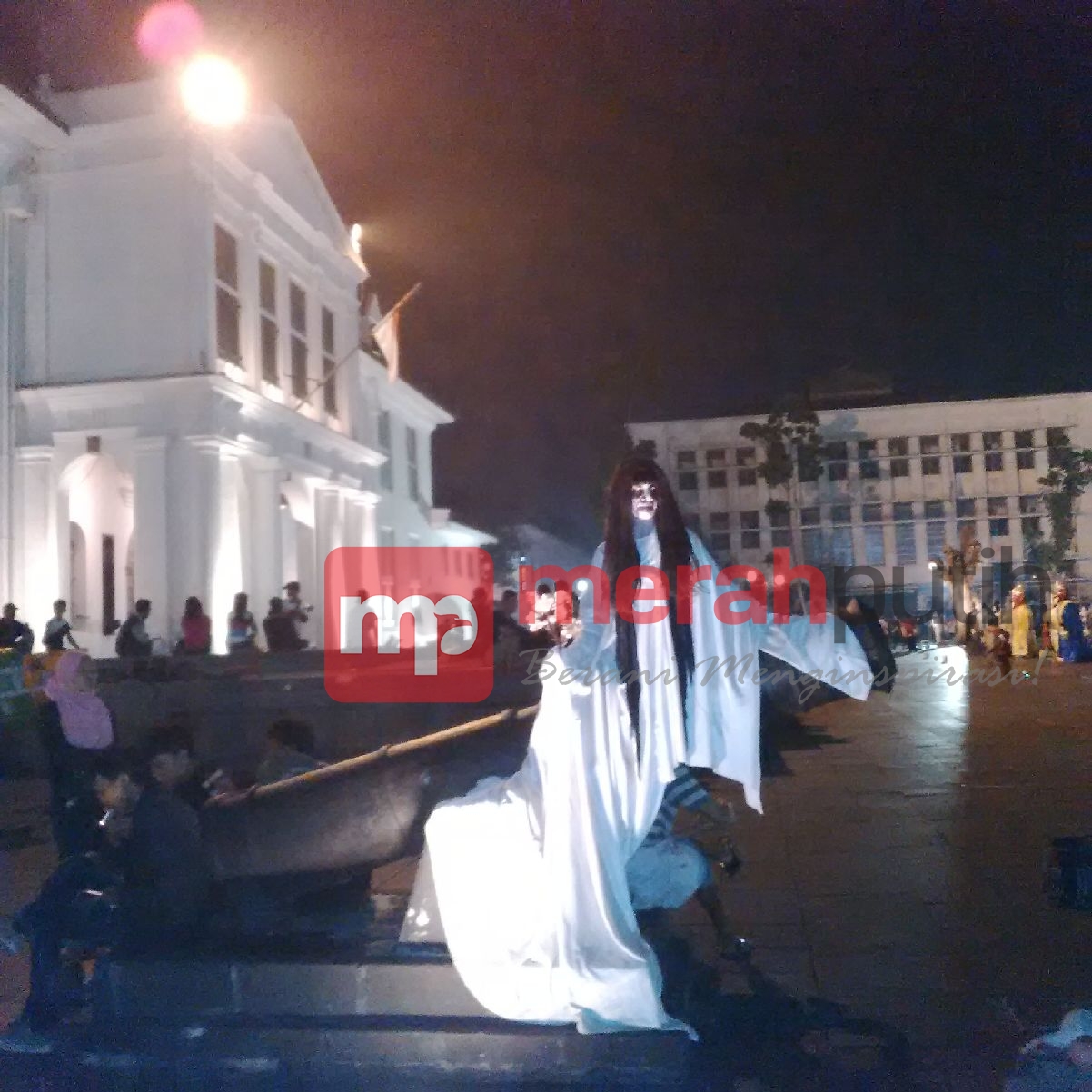 Detail Kota Tua Di Malam Hari Nomer 18