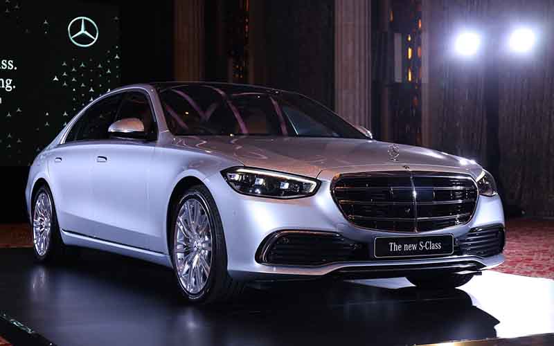 Detail Mercedes Benz Kelas S Nomer 49