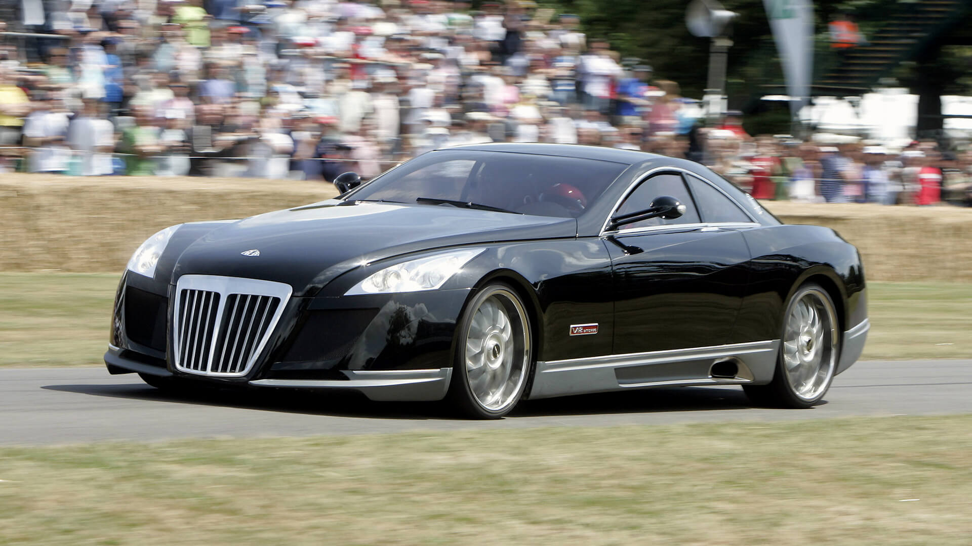 Detail Mercedes Maybach Exelero Nomer 19