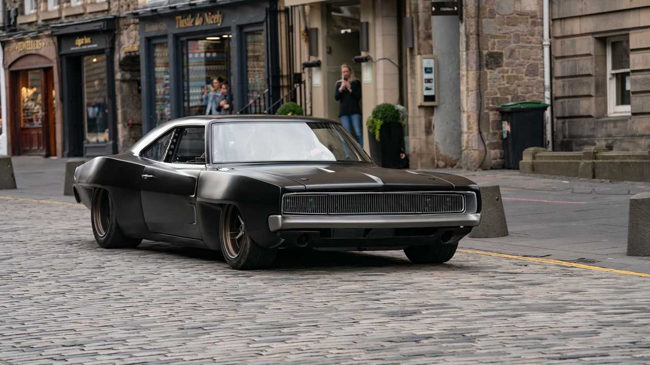 Detail Merek Mobil Dominic Toretto Nomer 17
