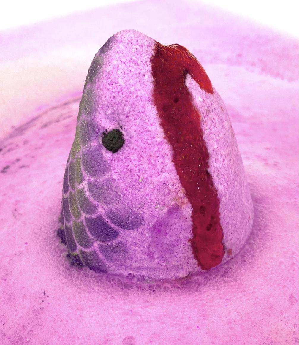 Detail Mermaid Blood Bath Bomb Nomer 14