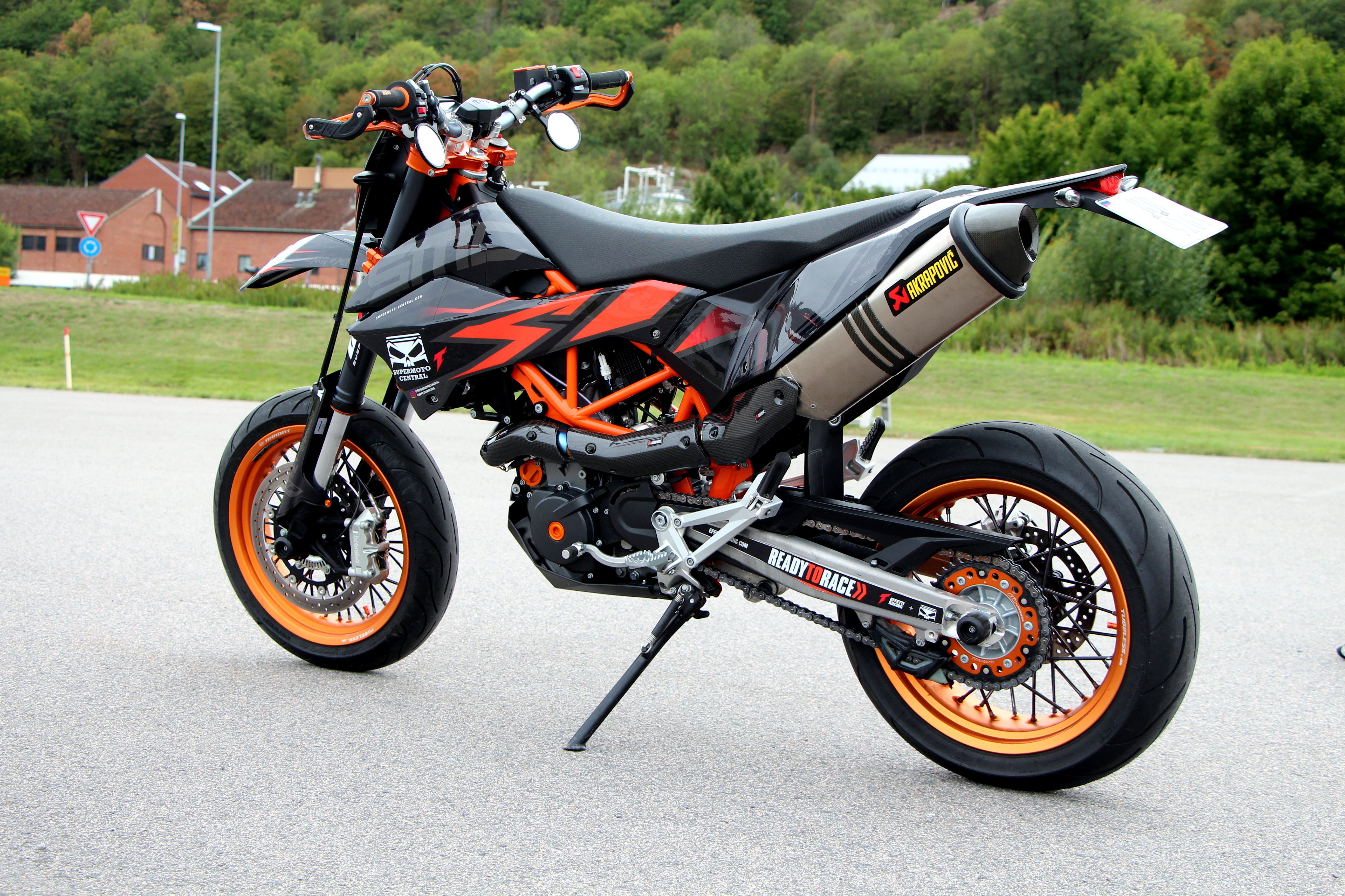 Detail Ktm 690 Supermoto Nomer 54