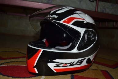 Detail Kualitas Helm Zeus Nomer 23