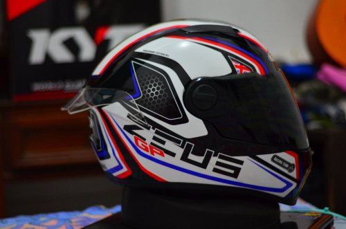 Detail Kualitas Helm Zeus Nomer 37