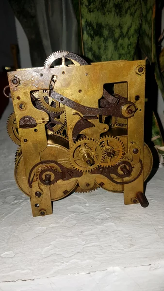 Detail Mesin Jam Junghans Nomer 51