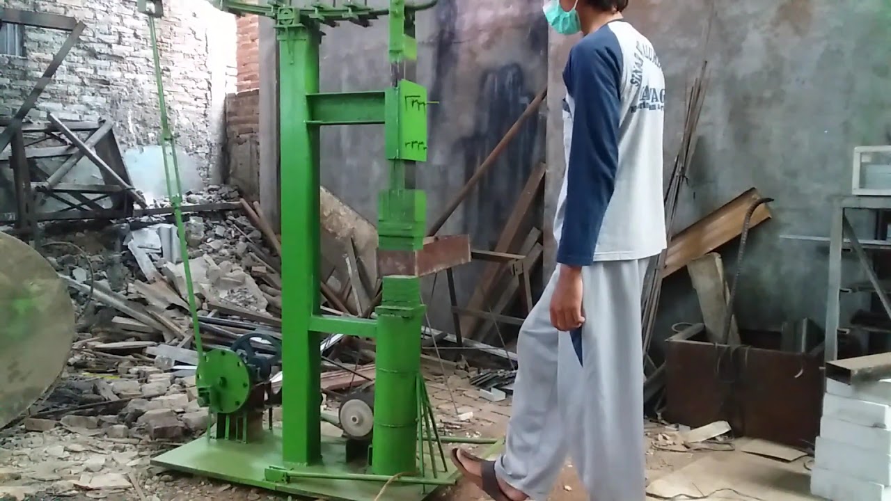 Detail Mesin Tempa Pandai Besi Nomer 4