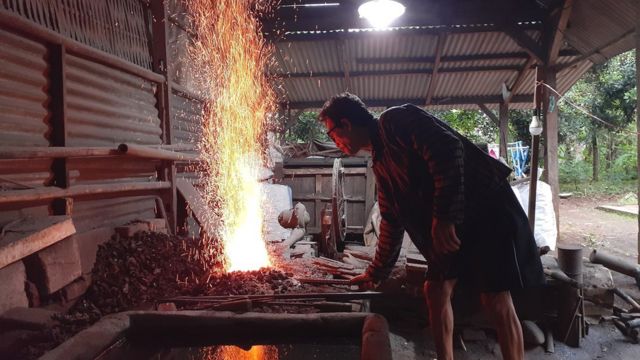 Detail Mesin Tempa Pandai Besi Nomer 50
