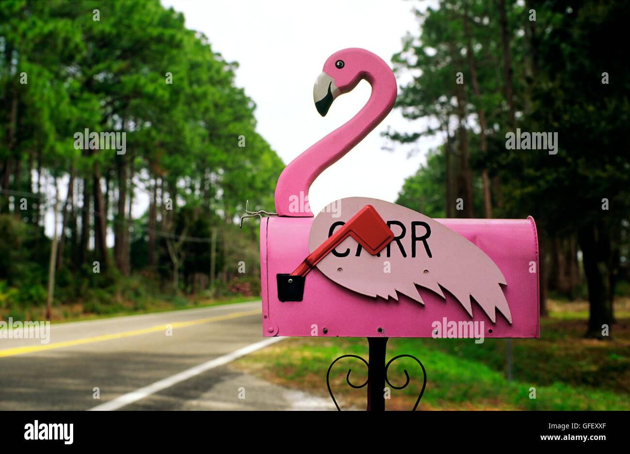 Detail Metal Flamingo Mailbox Nomer 16
