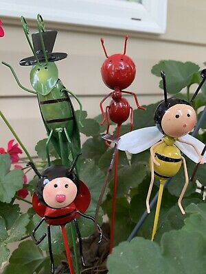 Detail Metal Ladybug Flower Pot Nomer 29