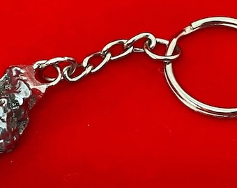 Detail Meteorite Keychain Nomer 31