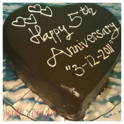 Detail Kue Anniversary 2 Tahun Nomer 28