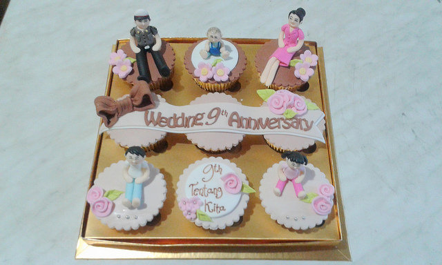 Detail Kue Anniversary Pernikahan Unik Nomer 48