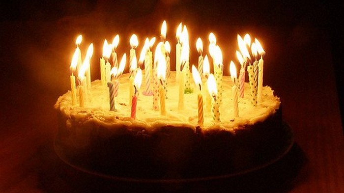 Detail Kue Dan Lilin Ulang Tahun Nomer 11