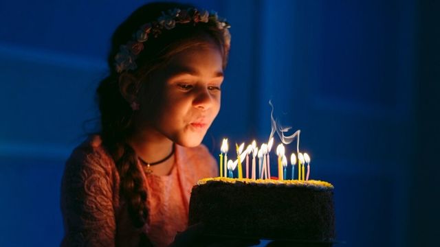 Detail Kue Dan Lilin Ulang Tahun Nomer 26