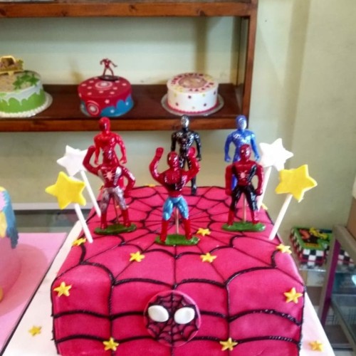 Detail Kue Gambar Spiderman Nomer 41