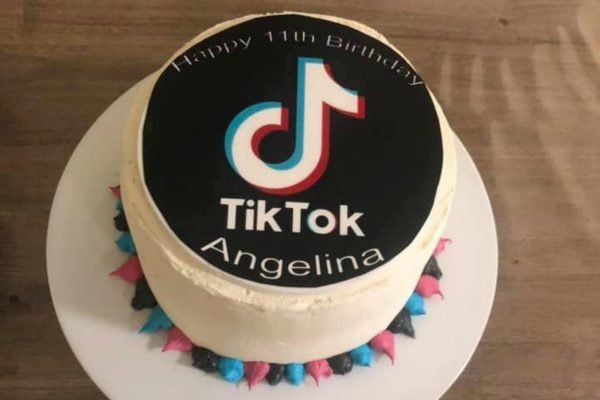 Detail Kue Gambar Tik Tok Nomer 20