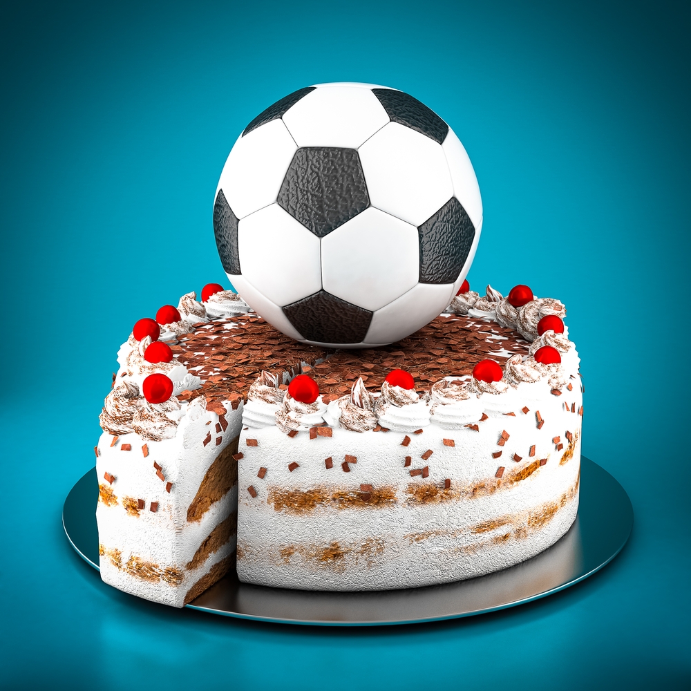 Detail Kue Karakter Bola Nomer 36